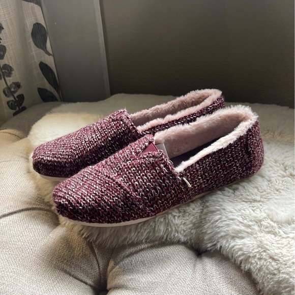 TOMS Alpargata Cozy Slip-Ons - Picture 1 of 7